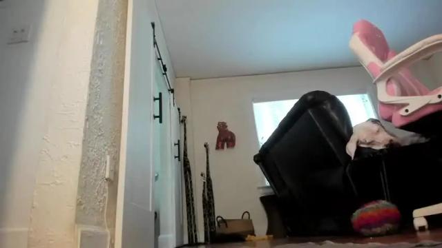 Image 12 of alicelighthouse Stream on Chaturbate on 14 months ago