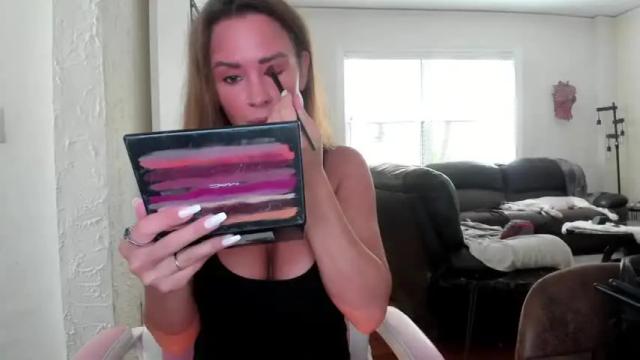 Image 3 of alicelighthouse Stream on Chaturbate on 14 months ago