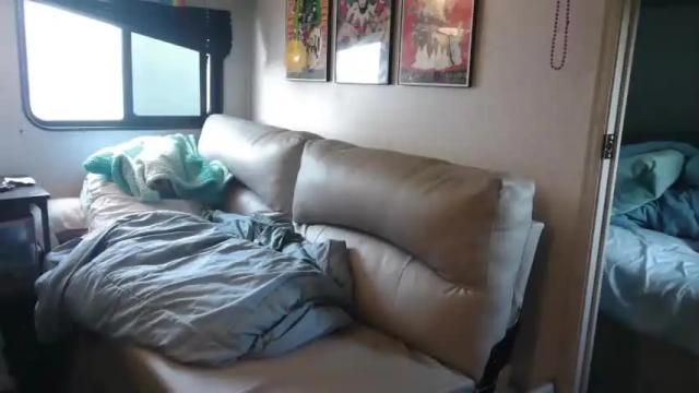 Image 8 of alicemayanderson Stream on Chaturbate on 16 months ago