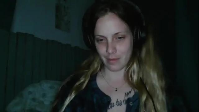 Image 2 of alicemayanderson Stream on Chaturbate on 1 month ago