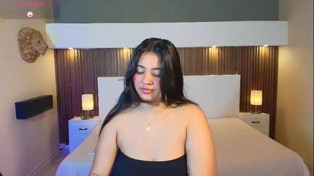 Image 2 of alicemayer1 Stream on Chaturbate on 1 month ago