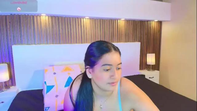Image 4 of alicemayer1 Stream on Chaturbate on 27 days ago