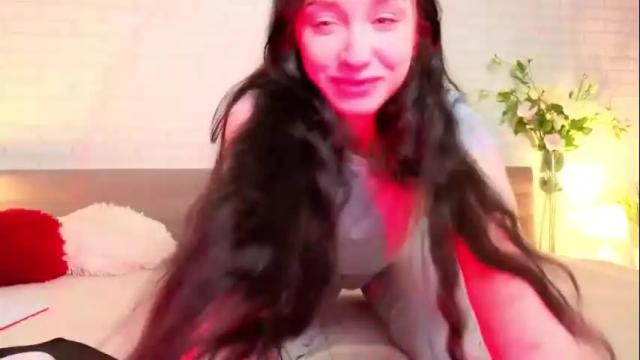 Image 12 of aliceplaysss Stream on Chaturbate on 26 days ago