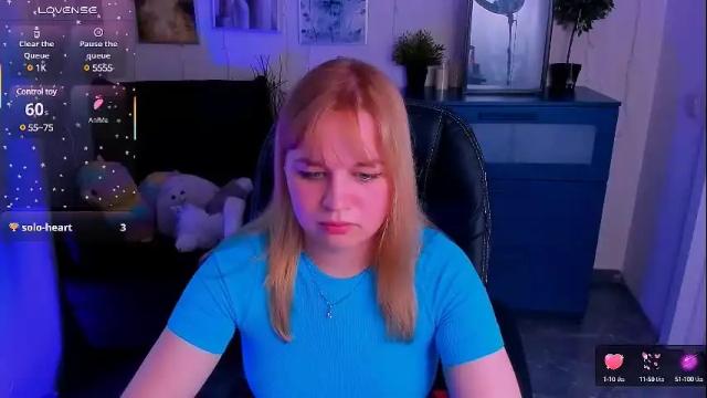 Image 7 of alicepopsy Stream on Chaturbate on 1 day ago