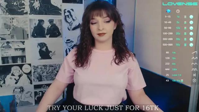 Image 4 of aliceriddle1 Stream on Chaturbate on 18 months ago