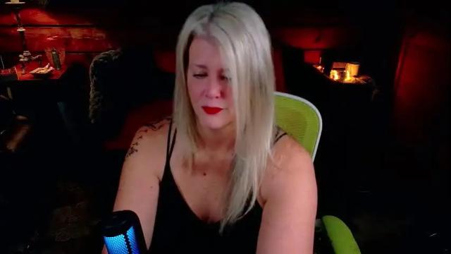 Image 3 of alicescuriosity Stream on Chaturbate on 1 month ago