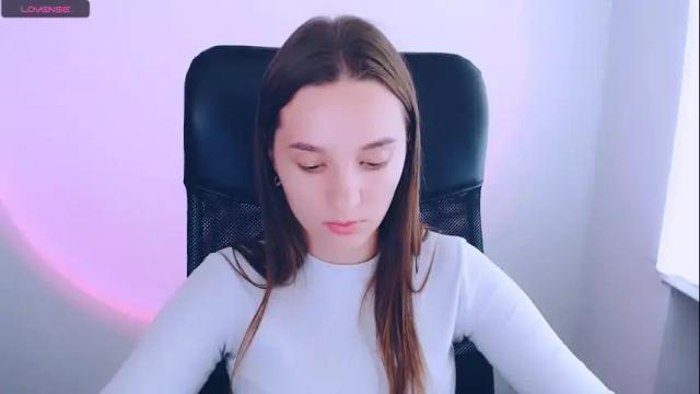 Image 3 of alicesexyy_ Stream on Chaturbate on 19 days ago