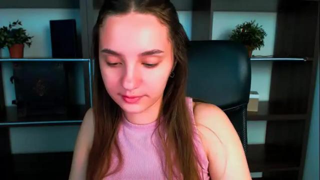 Image 4 of alicesexyy_ Stream on Chaturbate on 15 days ago
