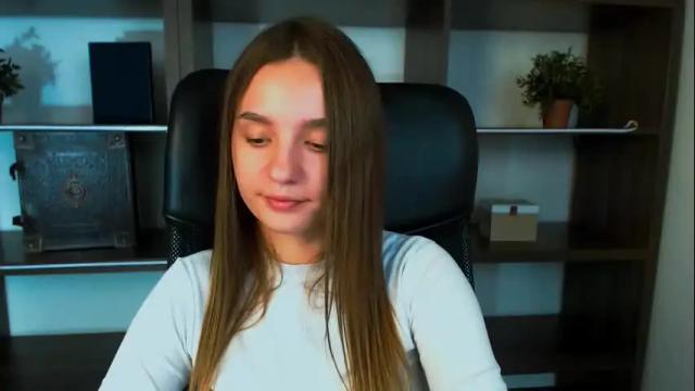 Image 8 of alicesexyy_ Stream on Chaturbate on 4 months ago