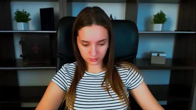 Image 2 of alicesexyy_ Stream on Chaturbate on 3 months ago