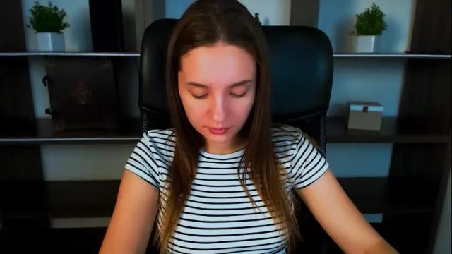 Image 7 of alicesexyy_ Stream on Chaturbate on 3 months ago