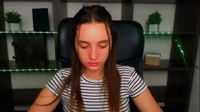 Image 6 of alicesexyy_ Stream on Chaturbate on 3 months ago