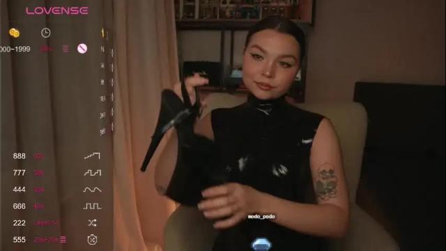 Image 2 of alicesweetlove Stream on Chaturbate on 1 month ago