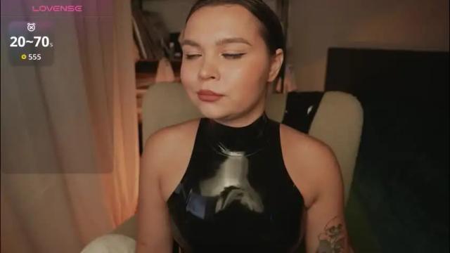 Image 8 of alicesweetlove Stream on Chaturbate on 1 month ago