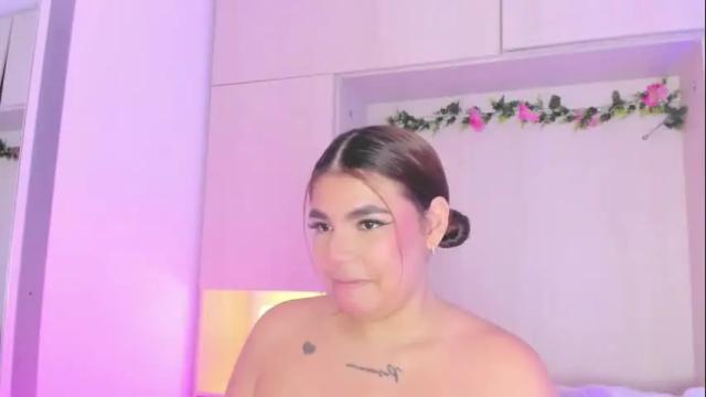 Image 4 of alicethunder_ Stream on Chaturbate on 25 days ago