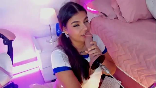 Image 6 of alicethunder_ Stream on Chaturbate on 3 months ago