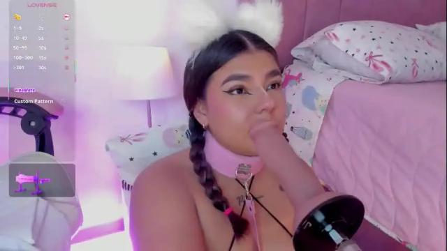 Image 12 of alicethunder_ Stream on Chaturbate on 3 months ago