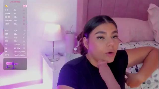 Image 7 of alicethunder_ Stream on Chaturbate on 2 months ago