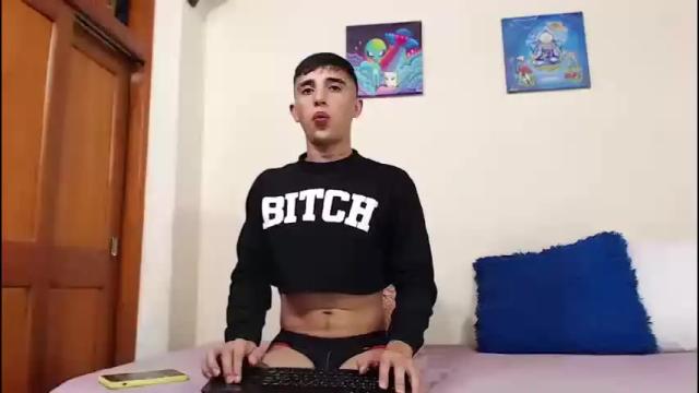 Image 2 of aliceusher_1 Stream on Chaturbate on 4 months ago