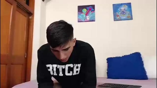 Image 3 of aliceusher_1 Stream on Chaturbate on 4 months ago