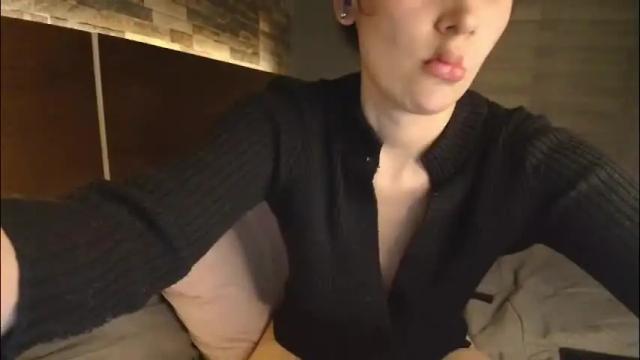 Image 10 of alicewillow Stream on Chaturbate on 1 day ago