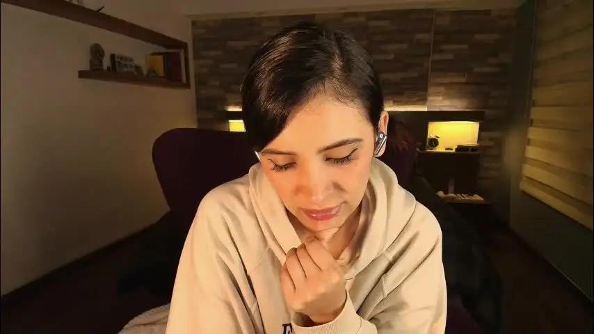 alicewillow Chaturbate