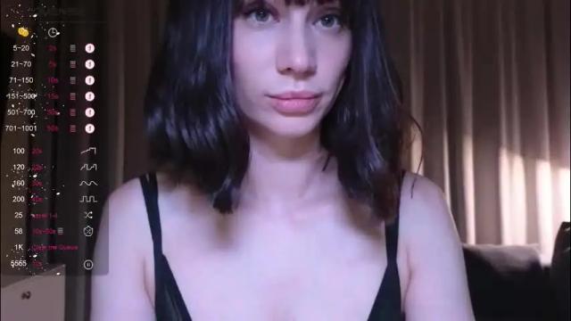 Image 2 of alicewonders_ Stream on Chaturbate on 2 months ago