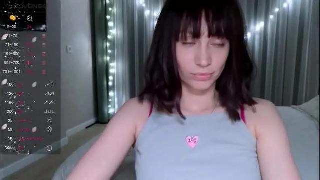 Image 4 of alicewonders_ Stream on Chaturbate on 10 days ago