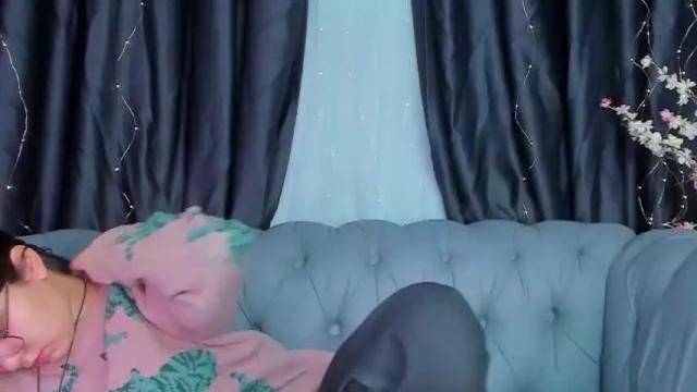 Image 6 of alicewool Stream on Chaturbate on 21 months ago