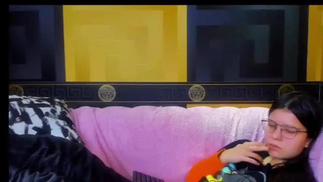 Image 11 of alicewool Stream on Chaturbate on 21 months ago