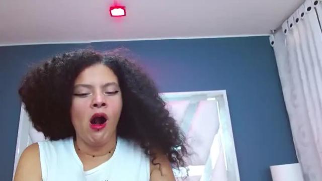 Image 6 of aliceyouth18 Stream on Chaturbate on 22 months ago