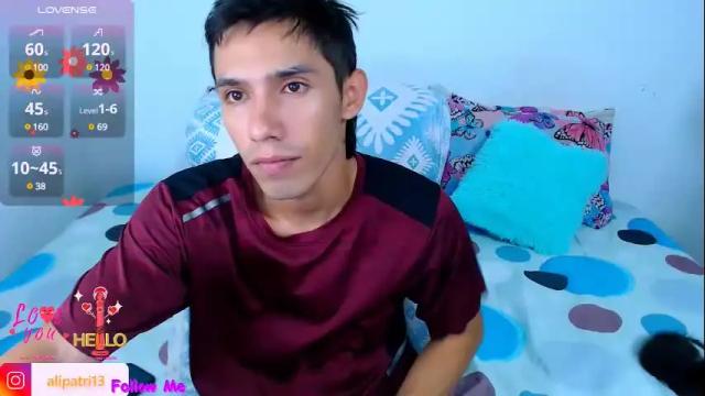 Image 2 of alicia_and_brandon Stream on Chaturbate on 2 months ago