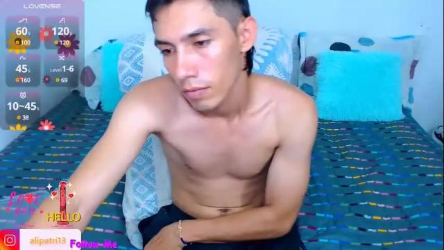 Image 4 of alicia_and_brandon Stream on Chaturbate on 2 months ago