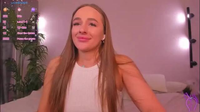 Image 4 of alicia_edwards Stream on Chaturbate on 1 month ago