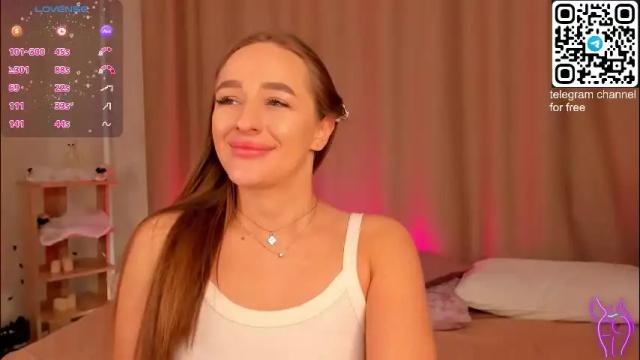 Image 3 of alicia_edwards Stream on Chaturbate on 1 month ago