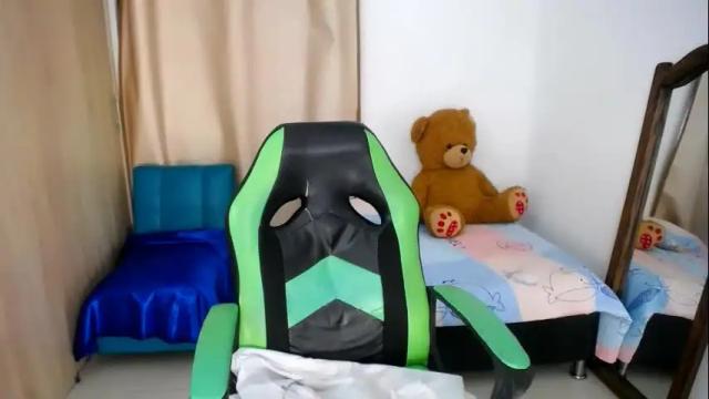Image 11 of alicia_hotxx Stream on Chaturbate on 26 days ago