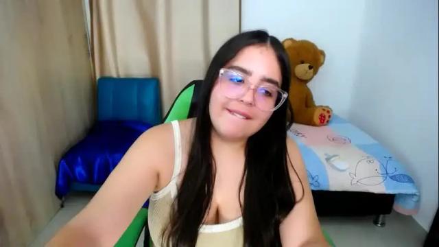 Image 11 of alicia_hotxx Stream on Chaturbate on 23 days ago