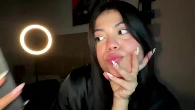 Image 8 of aliciabiden Stream on Chaturbate on 1 month ago