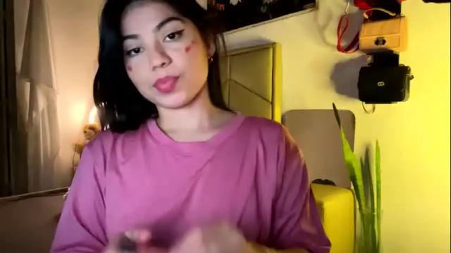 Image 2 of aliciabiden Stream on Chaturbate on 1 month ago
