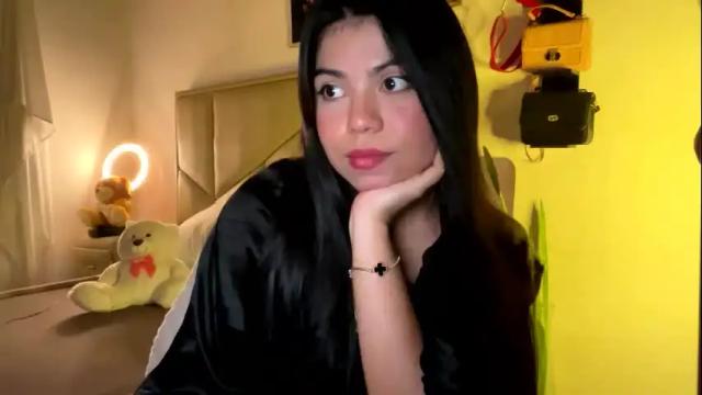 Image 6 of aliciabiden Stream on Chaturbate on 1 month ago