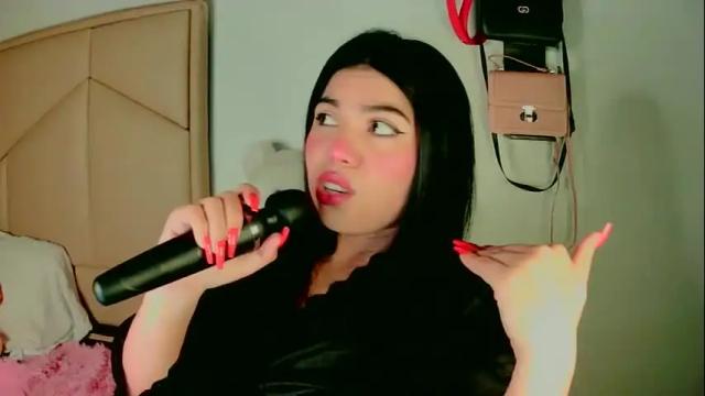 Image 7 of aliciabiden Stream on Chaturbate on 1 day ago