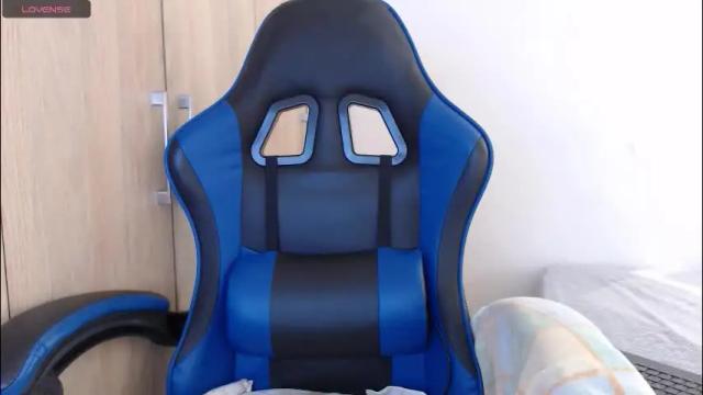 Image 4 of aliciaking_ Stream on Chaturbate on 2 months ago