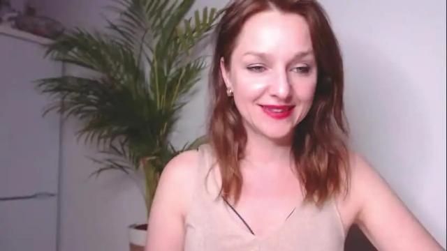 Image 12 of alicialux Stream on Chaturbate on 1 month ago