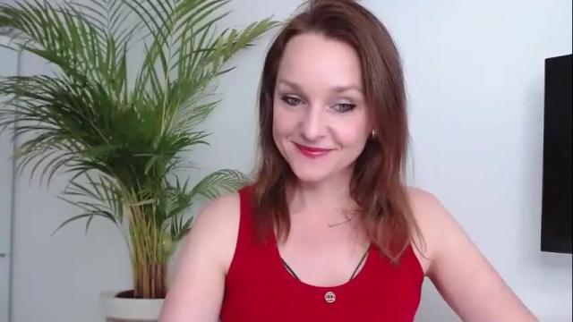 Image 8 of alicialux Stream on Chaturbate on 1 month ago