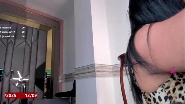 Image 2 of aliciamoorex Stream on Chaturbate on 1 month ago