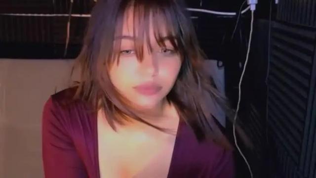 Image 11 of aliciawonderland__ Stream on Chaturbate on 12 months ago