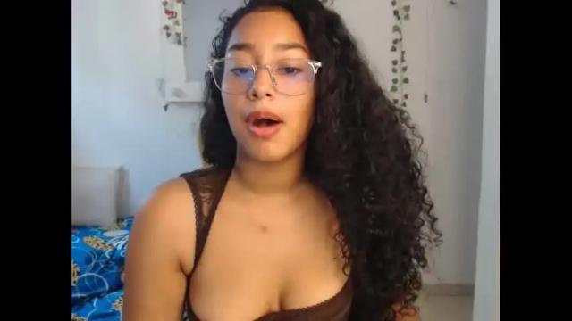 Thumbnail 2, alicie_ebony1's Stream at Chaturbate, 1 month ago