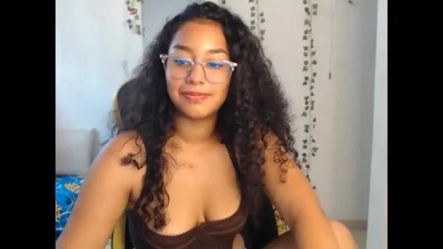 Image 6 of alicie_ebony1 Stream on Chaturbate on 1 month ago