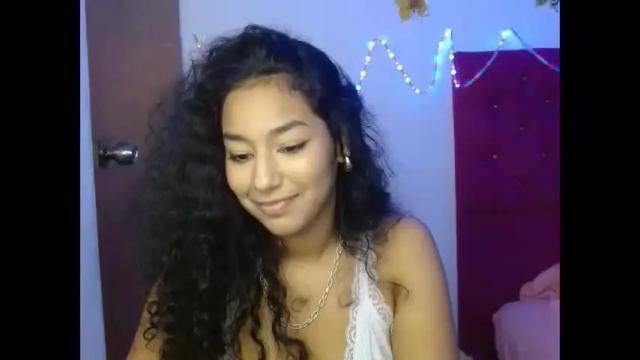 Image 2 of alicie_ebony1 Stream on Chaturbate on 1 month ago