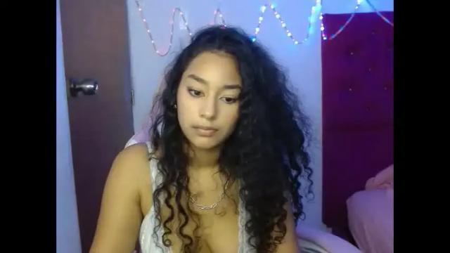 Image 7 of alicie_ebony1 Stream on Chaturbate on 1 month ago